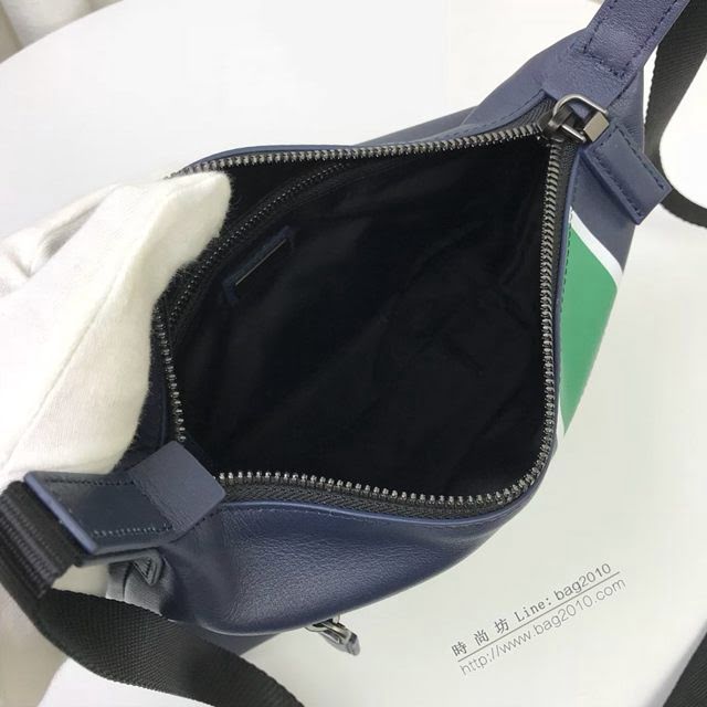 prada男包 普拉達專櫃2020爆款 2VH078 prada小牛皮單肩斜挎男包 深藍+綠  pyd2033